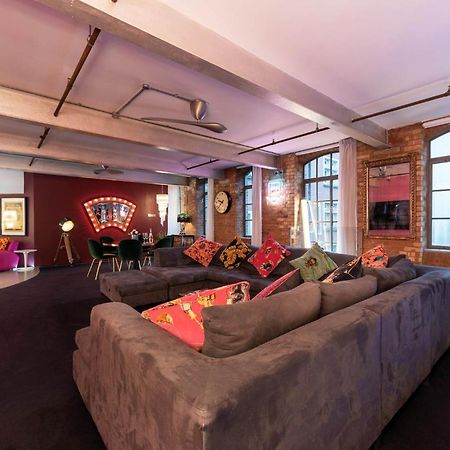 Amazingly Luxurious Loft Apartment, Soho - 3 Bedrooms, 2 Bath & Office Londra Exterior foto