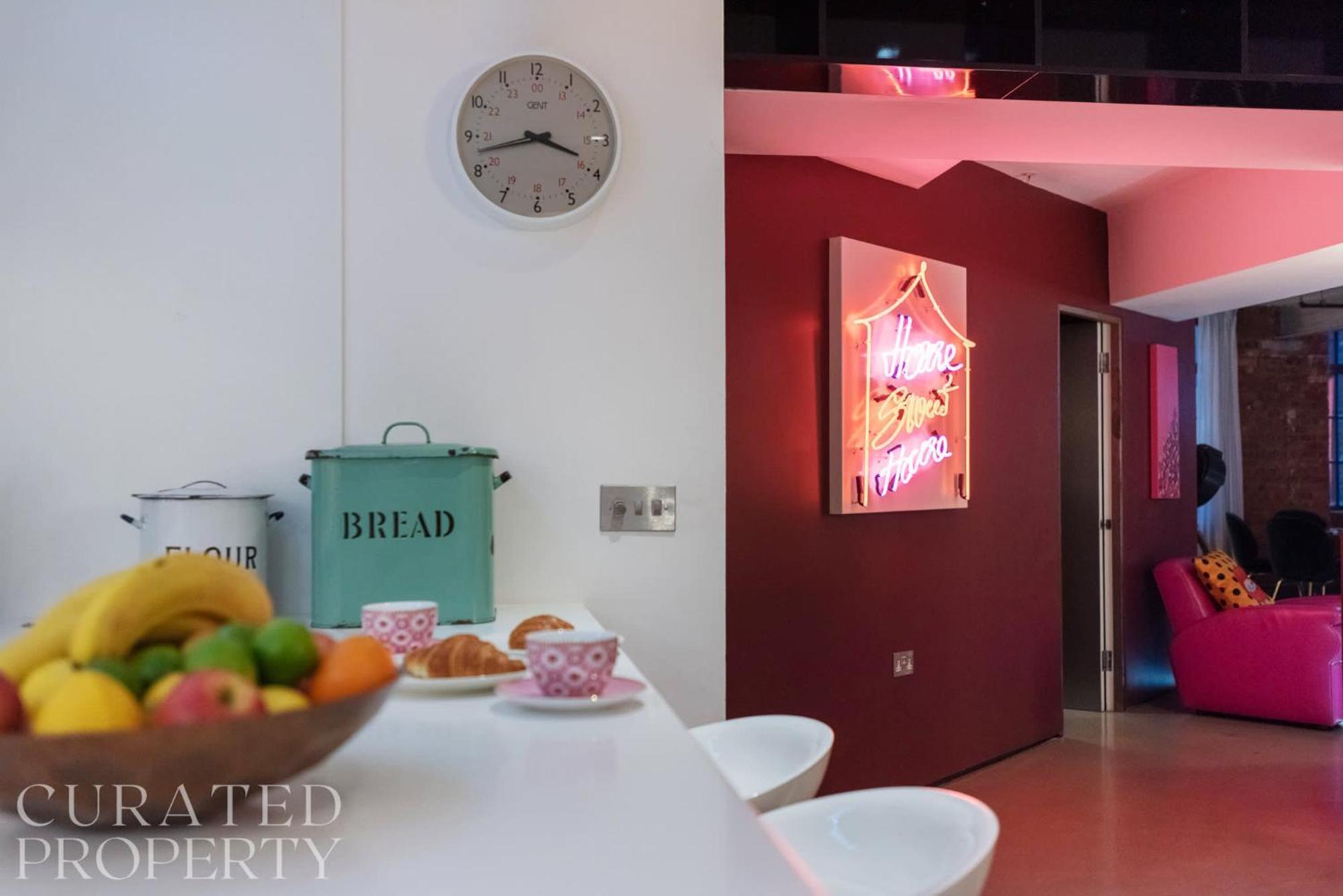 Amazingly Luxurious Loft Apartment, Soho - 3 Bedrooms, 2 Bath & Office Londra Exterior foto