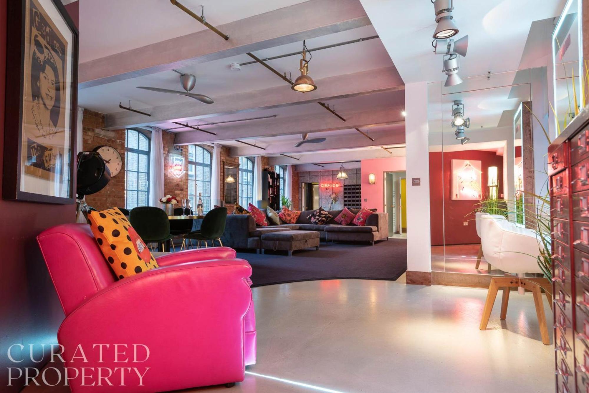 Amazingly Luxurious Loft Apartment, Soho - 3 Bedrooms, 2 Bath & Office Londra Exterior foto