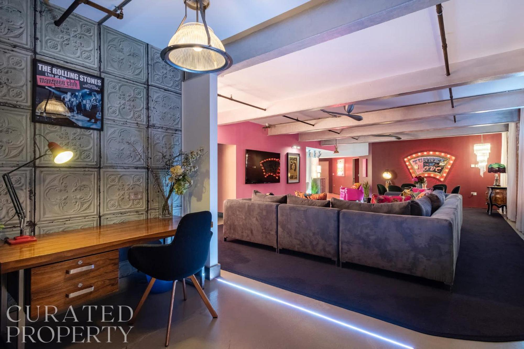 Amazingly Luxurious Loft Apartment, Soho - 3 Bedrooms, 2 Bath & Office Londra Exterior foto